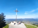 Gipfelkreuz (Foto gespeichert zu Ausgangspunkt Brauneck),#
