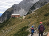 Die <b>Gruttenhütte</b> nach dem Klettersteig,#