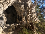 Die kleine Höhle am Westende (Foto gespeichert zu Ziel Höhle Engelstein West),#