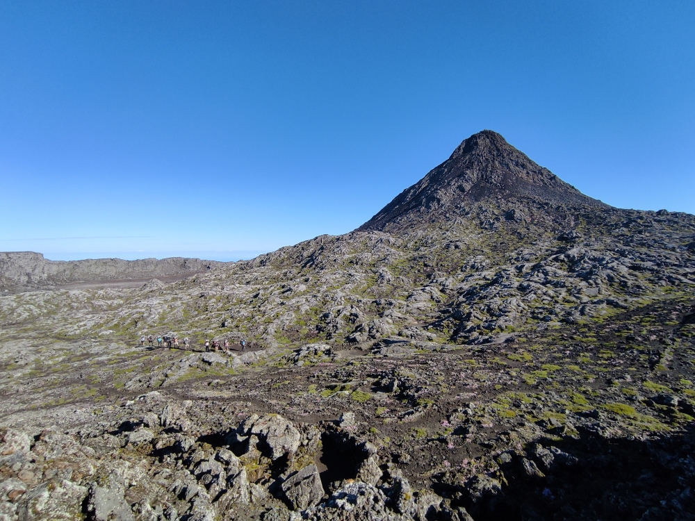 Die Spitze Piquinho (Montanha do Pico)