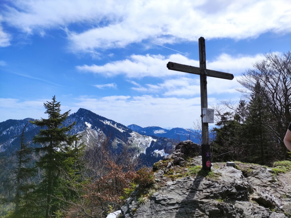 Pasterkopf: Gipfelkreuz mit Spitzstein