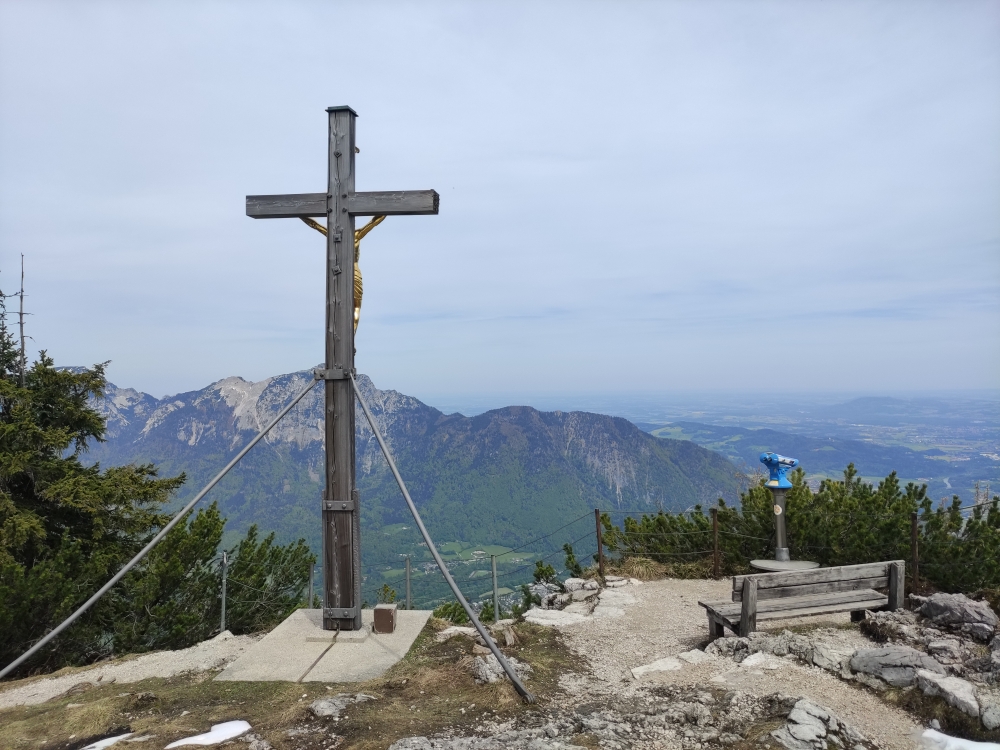 Predigtstuhl: Eines der zwei Gipfelkreuze