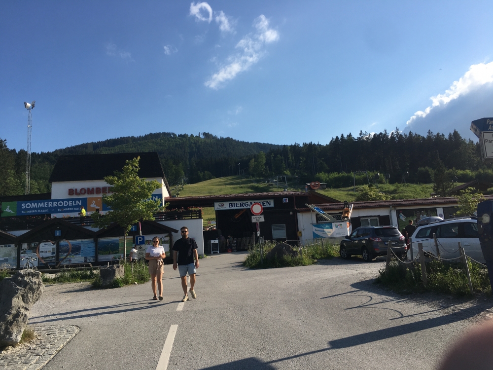 Talstation Blombergbahn: Sessellift beim Parkplatz