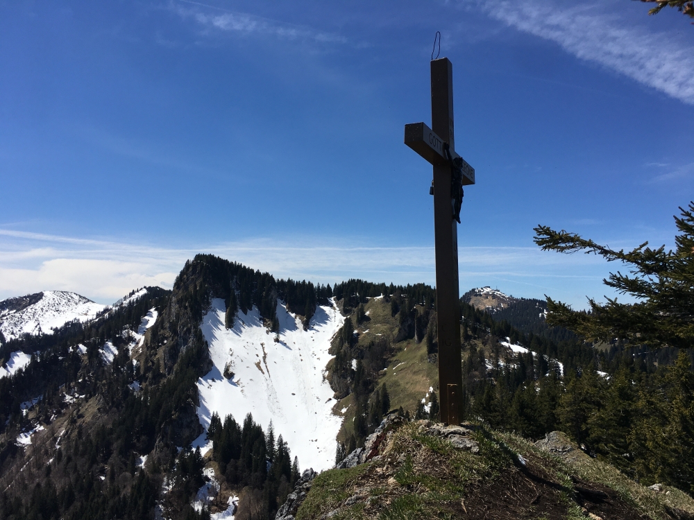 Abereck -> Heuraffelkopf: Gipfelkreuz Zellerwand vor dem Heuraffelkopf