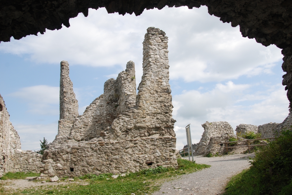 Ruine Hohenfreyberg