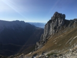 Blick vom Kleinen Roßkaiser auf den Großen Roßkaiser mit <a href=/gipfel/scheffauer-781/>Scheffauer</a> links (Foto gespeichert zu <a href=/gipfel/grosser-rosskaiser-7757/>Großer Roßkaiser</a>) (Foto gespeichert zu Ziel Scheffauer),#
