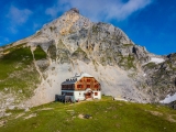 Guttenberghaus mit <a href=/gipfel/eselstein-15515/>Eselstein</a> - Foto René Eduard Perhab (Foto gespeichert zu Ausgangspunkt Guttenberghaus),#Foto: Eigent&uuml;mer