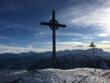Blick auf Garmisch und <a href=/gipfel/zugspitze-499/>Zugspitze</a>,#