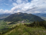 Blick über Ettal zum <a href=/gipfel/laber-3630/>Laber</a> und Ettaler Mandl (Foto gespeichert zu <a href=/gipfel/ochsensitz-965/>Ochsensitz</a>) (Foto gespeichert zu Ziel Laber),#