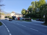Haltestelle und Parkplatz (Foto gespeichert zu Ziel Parkplatz Fuchsturm),#