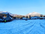 Ca 200 Autos haben hier Platz (Foto gespeichert zu Ziel Parkplatz Kirche Spitzing),#