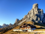 Blick vom <a href=/freizeit/passo-giau-38002/>Passo Giau</a>  auf <a href=/gipfel/ra-gusela-24135/>Ra Gusela</a>  (Foto gespeichert zu <a href=/gipfel/ra-gusela-24135/>Ra Gusela</a>) (Foto gespeichert zu Ausgangspunkt Passo Giau),#