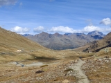 Blick zum <b>Ortler,</b> links das <a href=/huetten/rifugio-arnaldo-berni-4360/>Rifugio Arnaldo Berni</a>   (Foto gespeichert zu <a href=/huetten/rifugio-arnaldo-berni-4360/>Rifugio Arnaldo Berni</a>),#