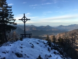 Schwoicher Kreuz mit Blick auf Kufstein