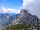 Auf dem Gratweg zum <a href=/gipfel/mittlerer-hackenkopf-12563/>Mittlerer Hackenkopf</a>  (Foto gespeichert zu <a href=/wanderweg/westlicher-hackenkopf-mittlerer-hackenkopf-9325/>Weg</a>) (Foto gespeichert zu Ausgangspunkt Mittlerer Hackenkopf),#