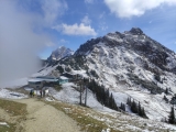 Bergstation und <a href=/huetten/sonnenalm-1846/>Sonnenalm</a> (Foto gespeichert zu Ausgangspunkt Sonnenalm),#