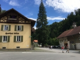 Bushaltestelle und Wanderparkplatz <a href=/freizeit/guetle-91/>Gütle</a> (Foto gespeichert zu Ausgangspunkt Gütle),#