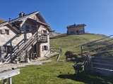 Rechts die <a href=/freizeit/stevia-huette-153666/>Stevia Hütte </a> (Foto gespeichert zu Ausgangspunkt Stevia Hütte),#
