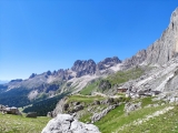 Rifugio Vajolet mit dem Weg zum <a href=/gipfel/tschager-joch-87209/>Tschager Joch</a>  (Foto gespeichert zu Ausgangspunkt Vajolethütte),#