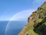 Pflasterweg mit Regenbogen,#