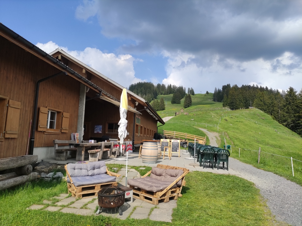 Alp Zwäcken -> Berggasthaus Holzegg: Alpwirtschaft Zwäcken