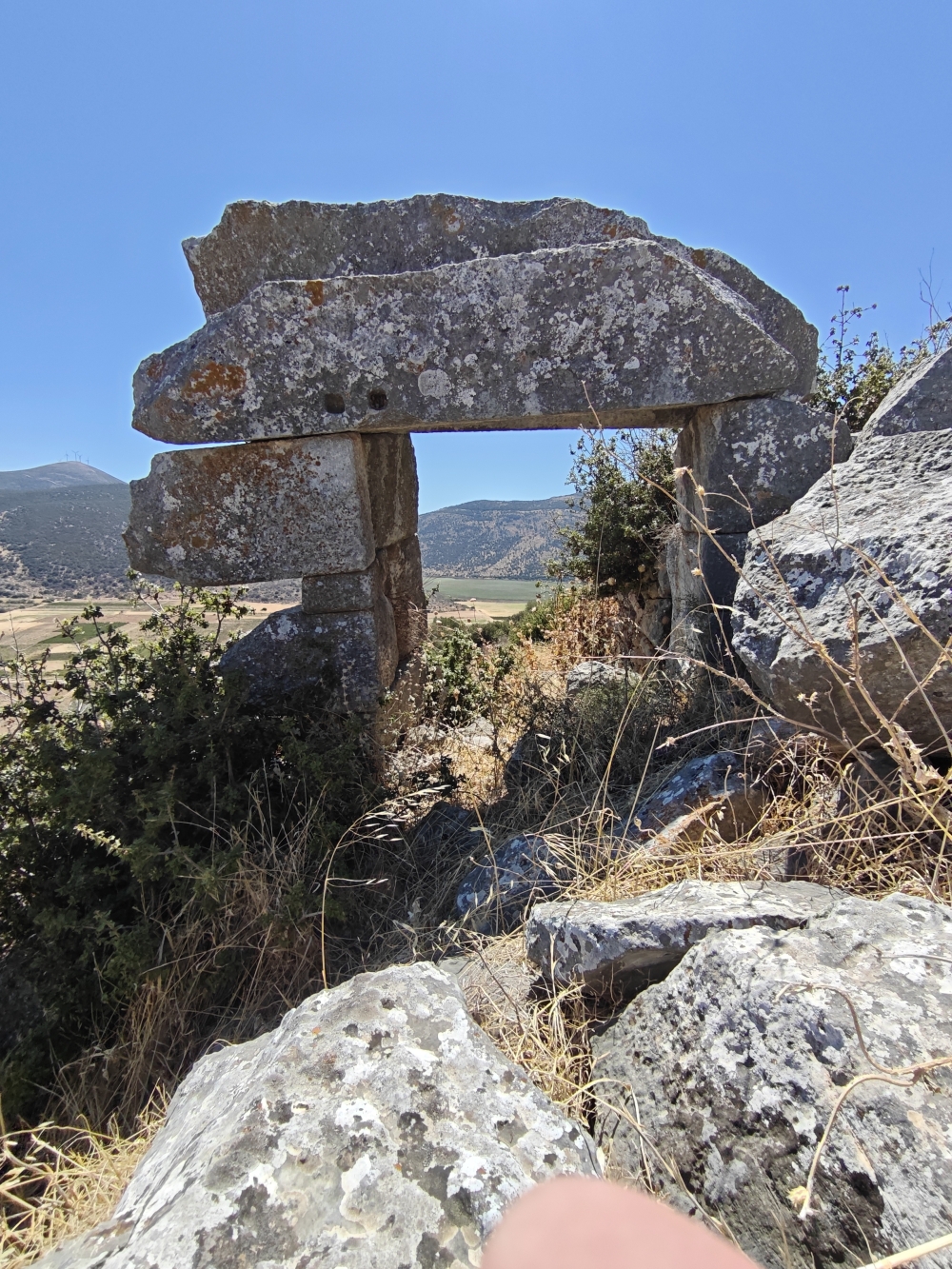 Wanderung Dystos Acropolis: Wanderung Dystos Acropolis: Ruinen  (Antikes Dystos)