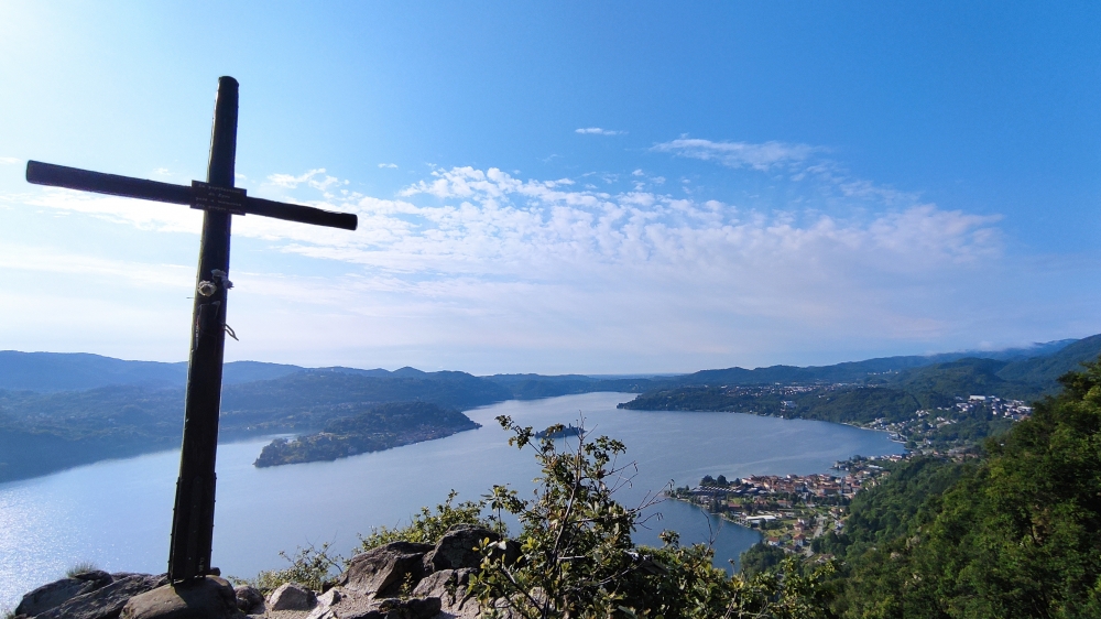 Croce Egro: Croce Egro über dem Lago di Orta