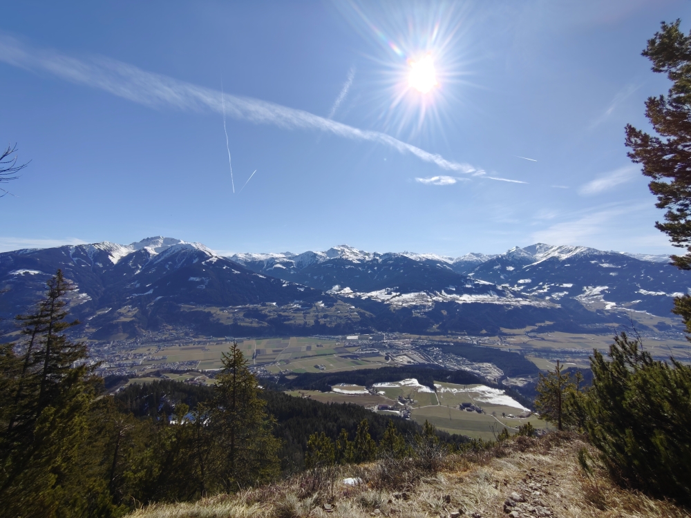 Wanderung Waldhorb Alpe: Wanderung Waldhorb Alpe: Blick auf Kellerjoch (links), Gilfert, Hirzer (Aussichtspunkt Meart)