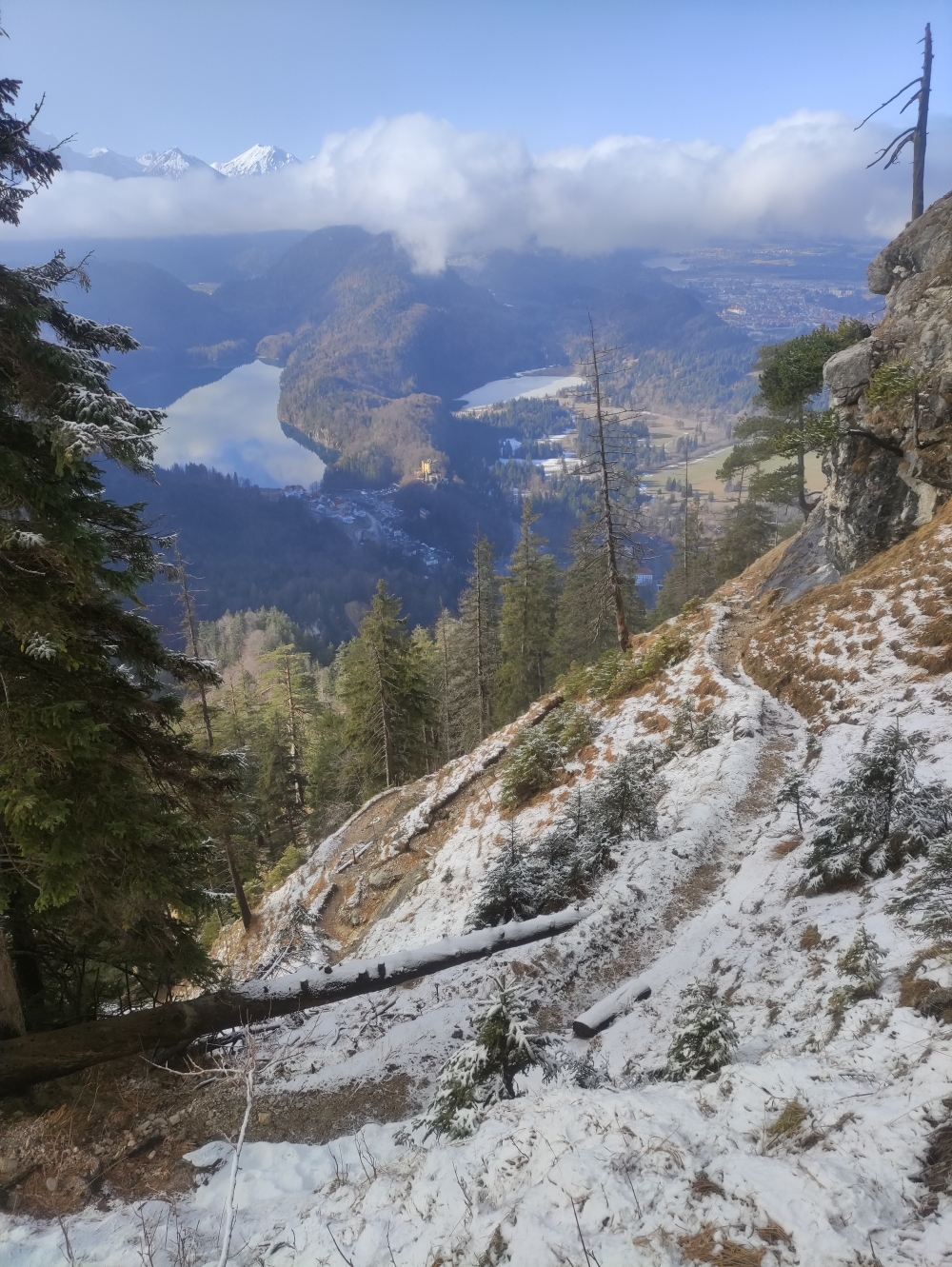Wanderung Branderschrofen: Steig mit Neuschnee