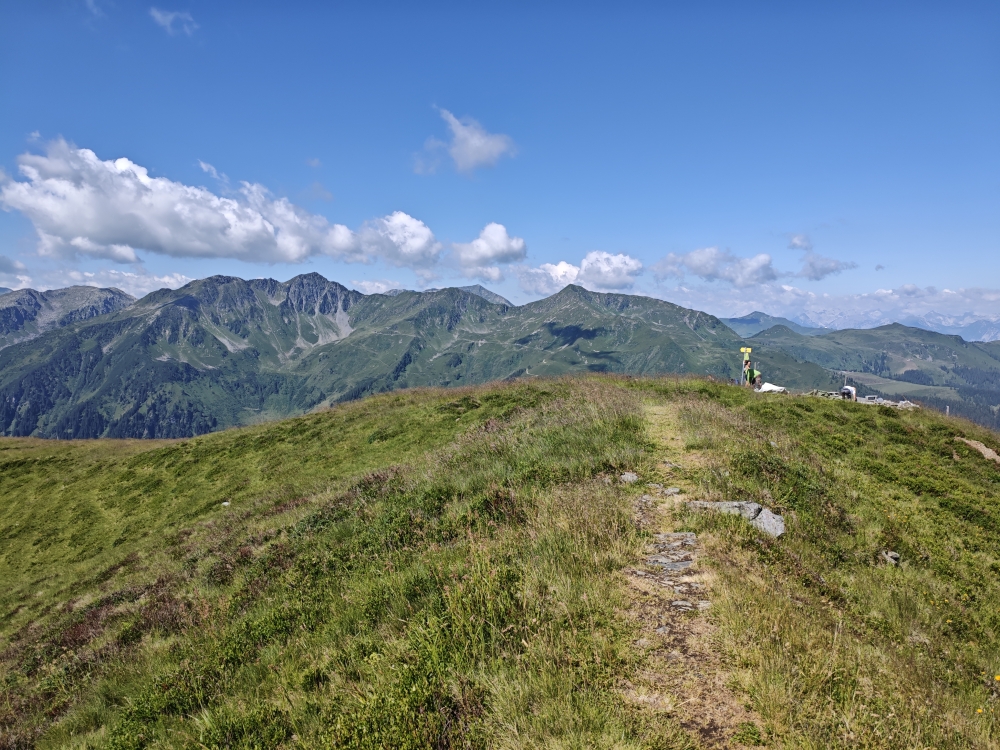 Wanderung Breiteggspitze: Wanderung Breiteggspitze: Breitegg Gern Gipfelkreuzbaustelle