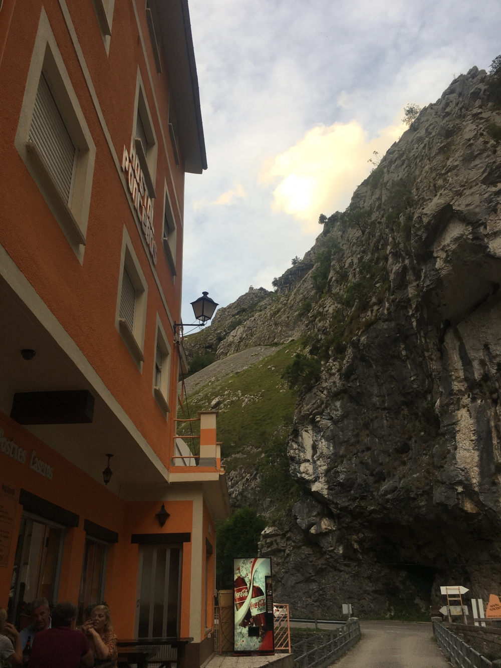 Wanderung Cain de Valdeon: Wanderung Cain de Valdeon: Hostal Poncebos