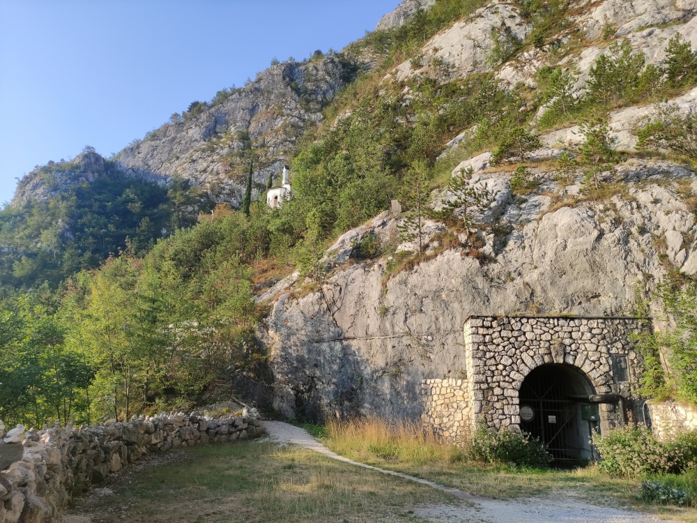 Klettersteig Via Ferrata dell Amicizia auf den Cima Sat: Nur 10 Minuten trennen Capanna und Kapelle