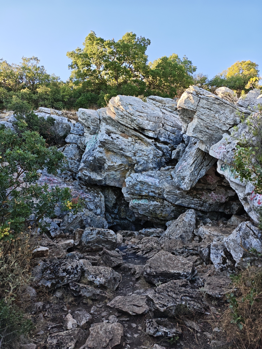 Fledermaushöhle: Eingang