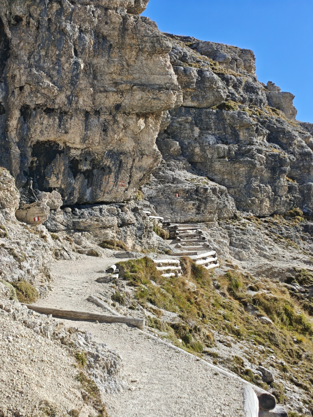 Wanderung Sass da Ciampac: Wanderung Sass da Ciampac: Im Sattel (Furcela de Ciampëi)