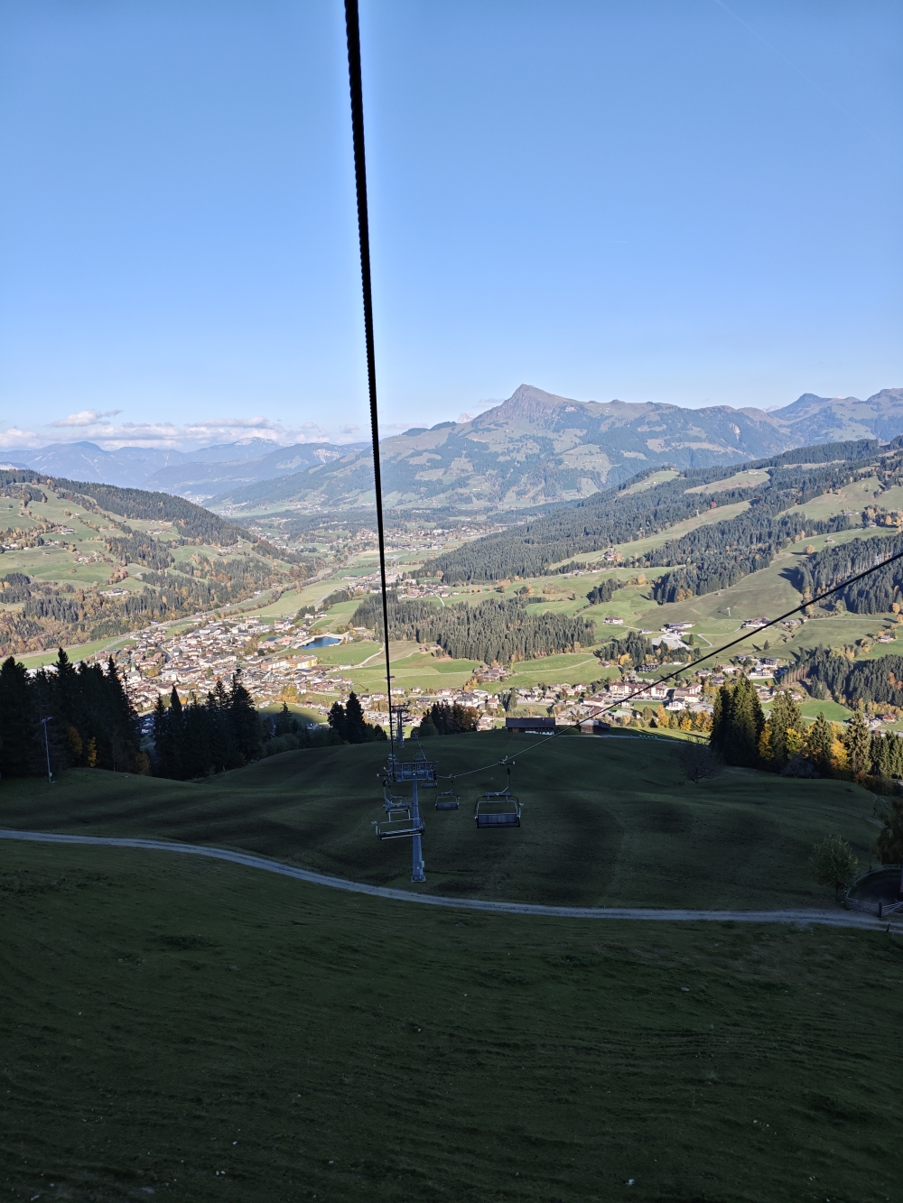 Wanderung Gaisberg: Im Sessellift