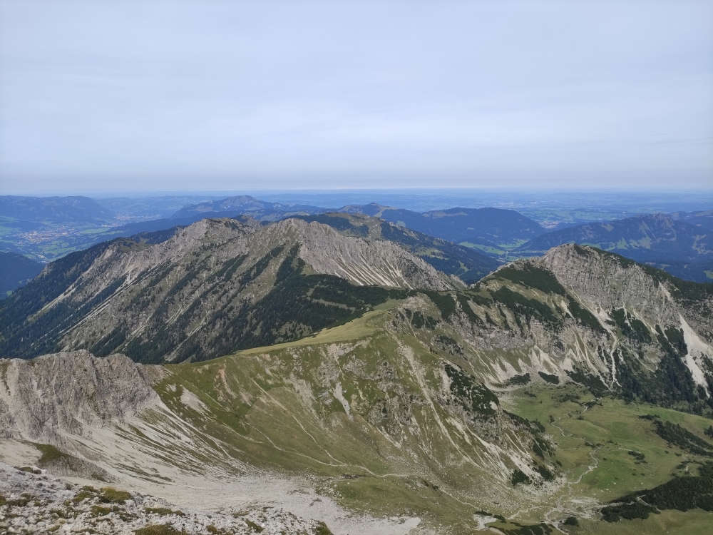 Wanderung Schrecksee vom Vilsalpsee: Wanderung Schrecksee vom Vilsalpsee: Blick zum Zirleseck mit Bschießer, Ponten und Rohnenspitze (Gaishorn)