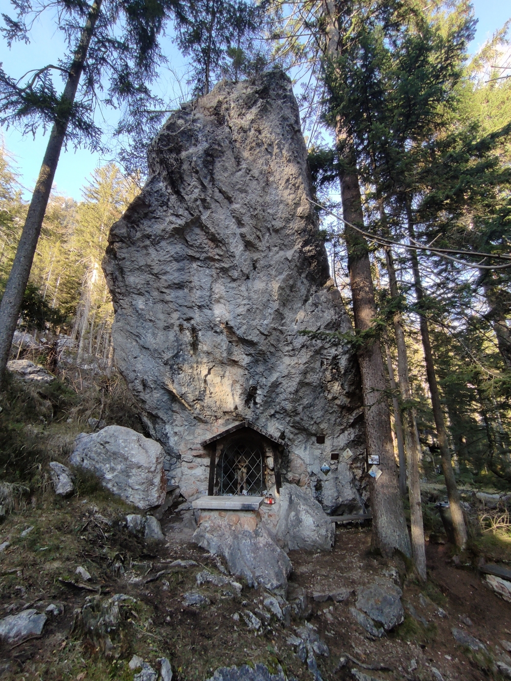 Parkplatz ehemalige Talstation -> Herrgottstein: Herrgottstein