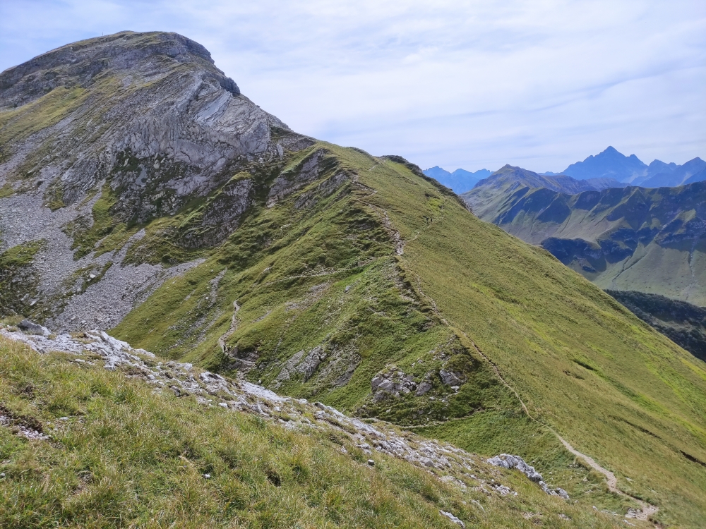 Wanderung Schrecksee vom Vilsalpsee: Wanderung Schrecksee vom Vilsalpsee: Hintere Schafwanne mit Kugelhorn