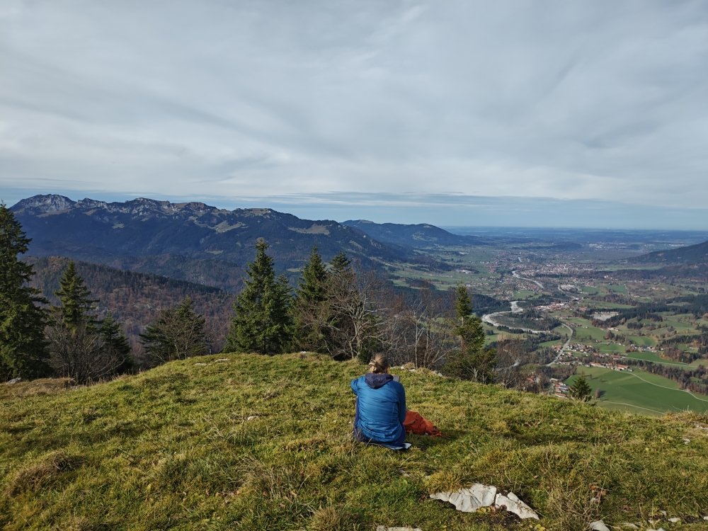 Wanderung Hochalm mit Kammweg: Wanderung Hochalm mit Kammweg: Blick nach Norden ins Isartal (Hochalm)