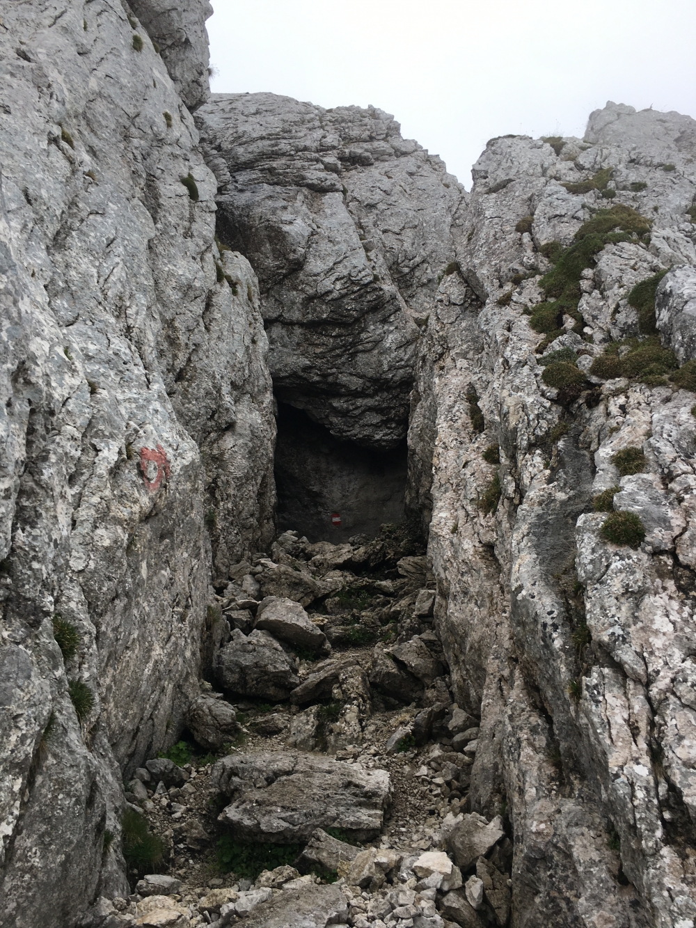 Eindrucksvolle Passage auf dem Klettersteig