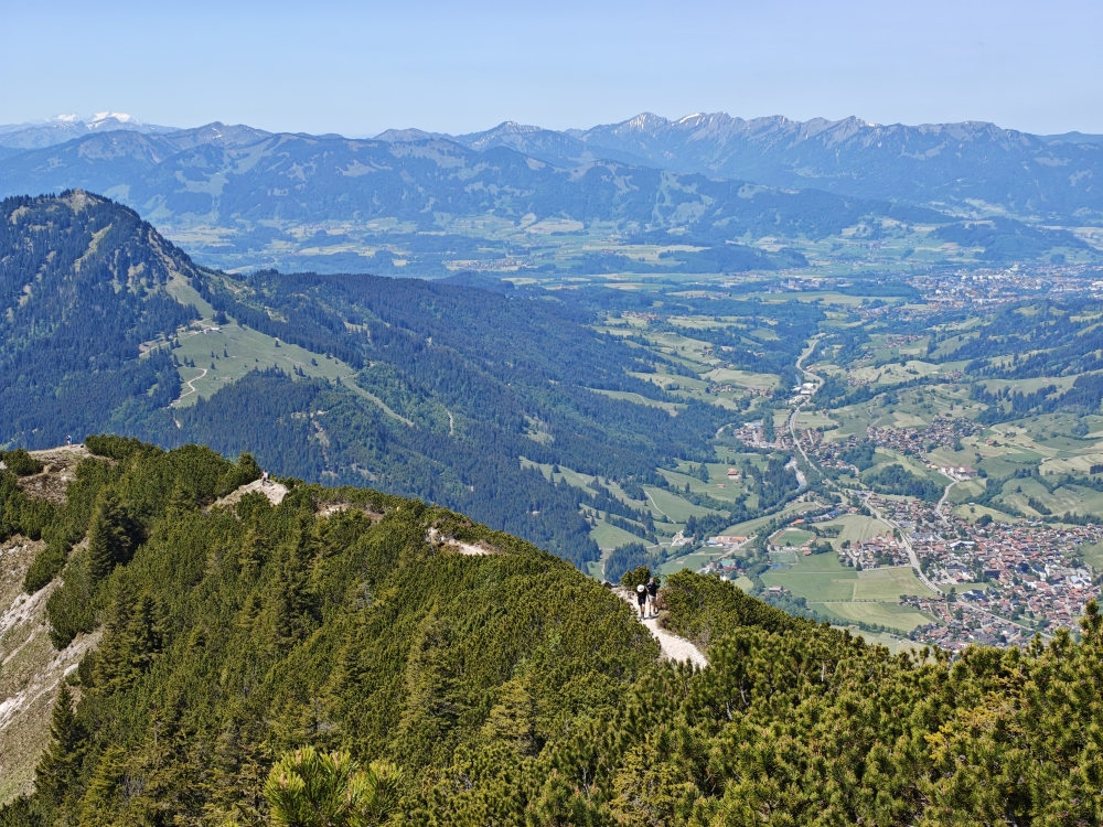 Wanderung Ponten: Wanderung Ponten: Blick auf Bad Hindelang und Sonthofen  (Iseler)