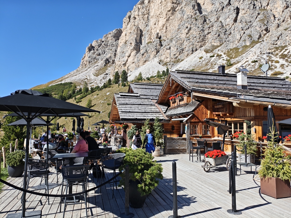 Wanderung Sass da Ciampac: Wanderung Sass da Ciampac: Rifugio Jimmy (Jimmihütte)