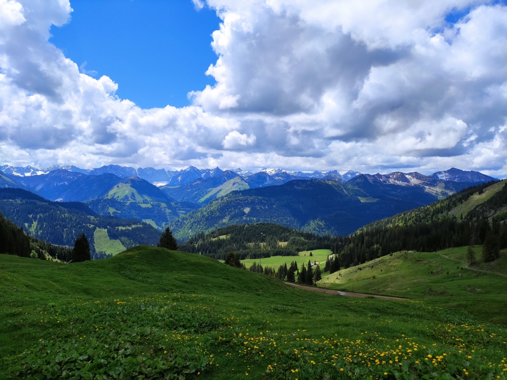 Bike & Hike Juifen: Abfahrt nach Süden