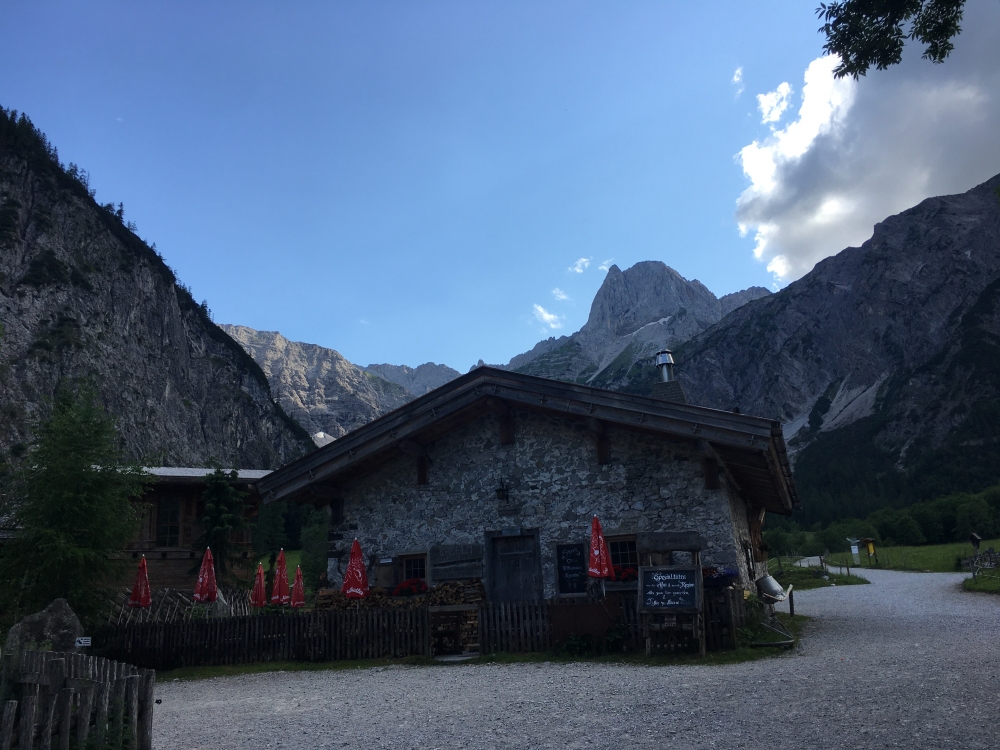 Kashüttn: Die Kashüttn neben der Gramaialm