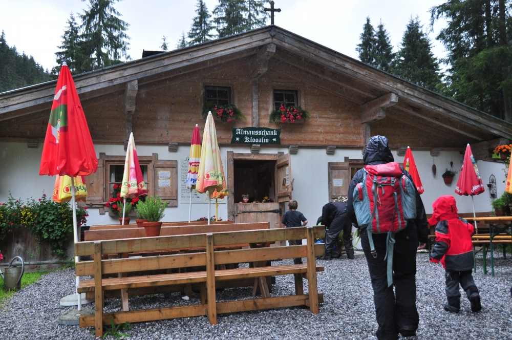 Almausschank Klooalm -> Stangenjoch: Almausschank Klooalm