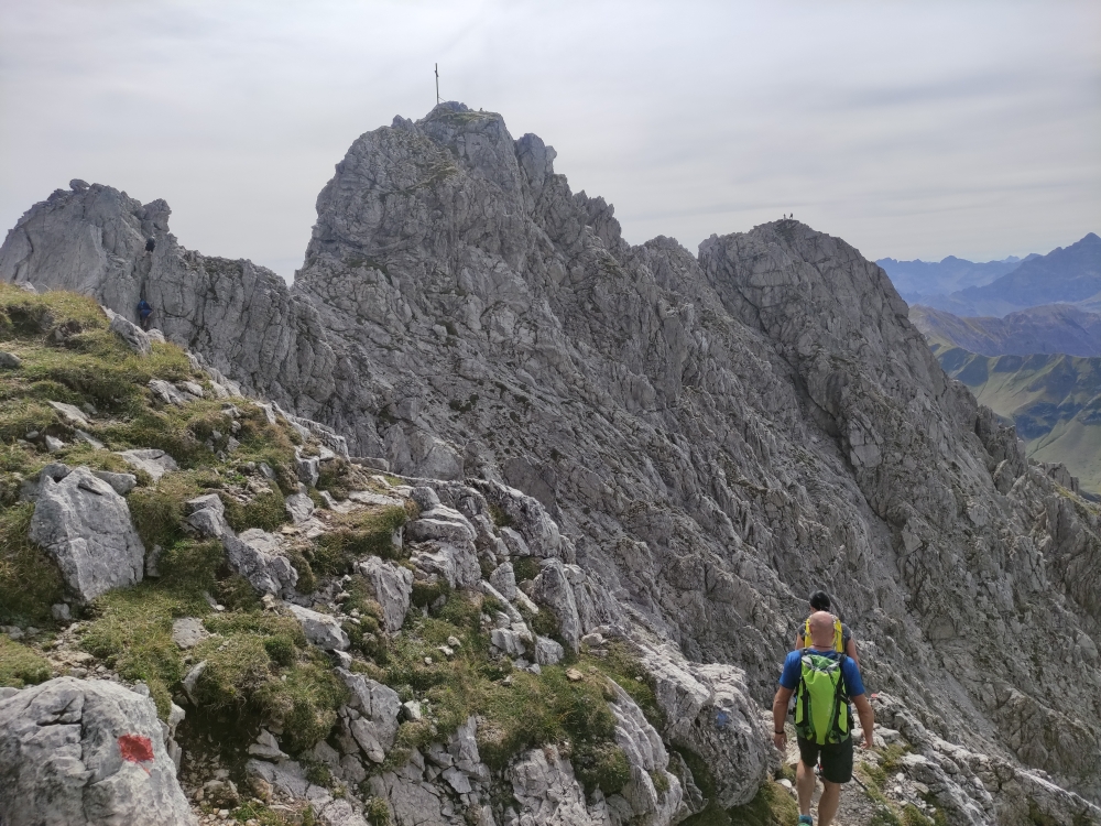 Wanderung Schrecksee vom Vilsalpsee: Auf den Gipfel des Rauhhorn zu