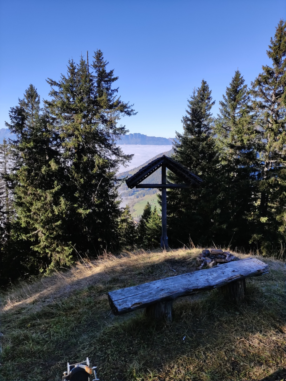 Wanderung Pfälzerhütte nach Steg: Wanderung Pfälzerhütte nach Steg: Talblick vom Chrüppel (Krüppelhütte)