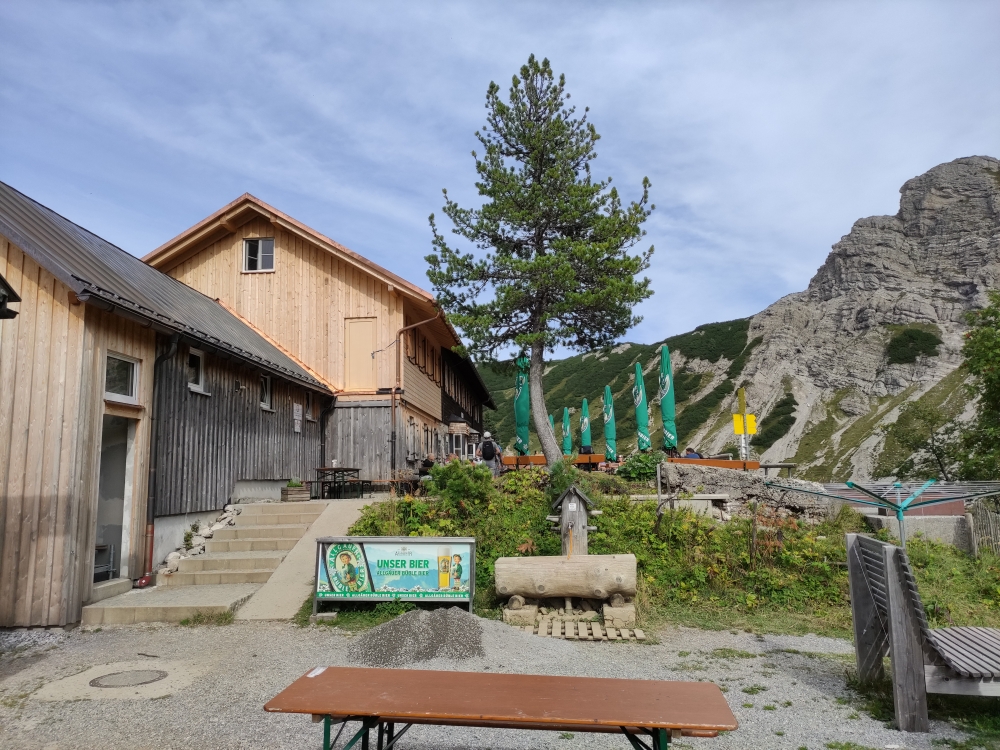 Wanderung Schrecksee vom Vilsalpsee: Wanderung Schrecksee vom Vilsalpsee: Terrasse (Landsberger Hütte)