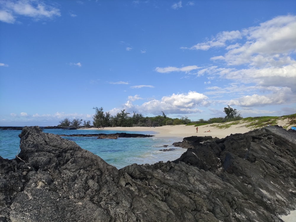 Makalawena Beach -> Makalawena Beach Trailhead: Der einsame Strand Makalawena Beach