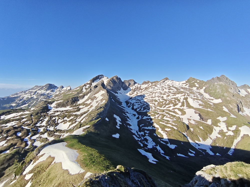 Wanderung Margelchopf: Wanderung Margelchopf: Blick auf den Isisizgrat